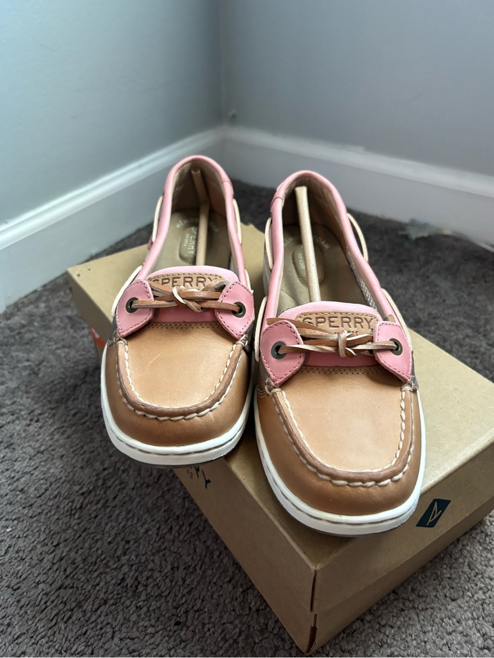 NEW Sperry Pink Boat Shoes